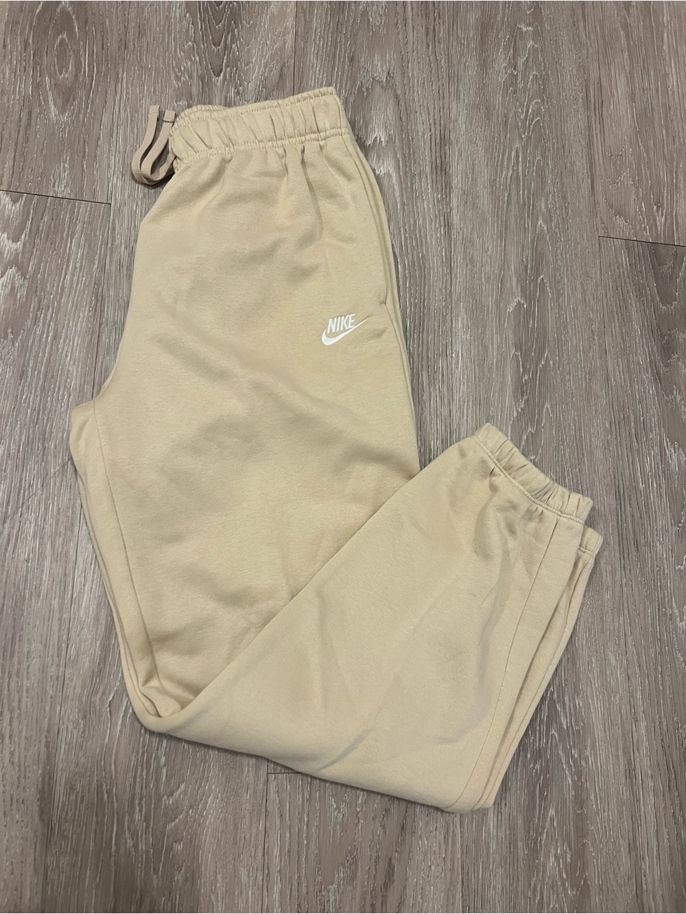 Nike Women’s Beige Fleece Joggers with White Logo NWT Small